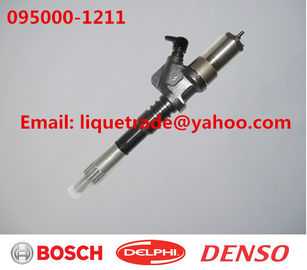 China DENSO Genuine &amp; New Common Rail Injector 095000-1211 for Komatsu 6156-11-3300 supplier