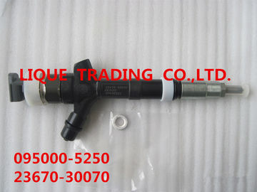 China DENSO CR Injector 095000-5250, 095000-5251,9709500-525 for TOYOTA 23670-30070 supplier